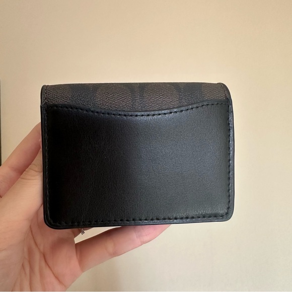 Coach wallet on chain - Picture 2 of 4